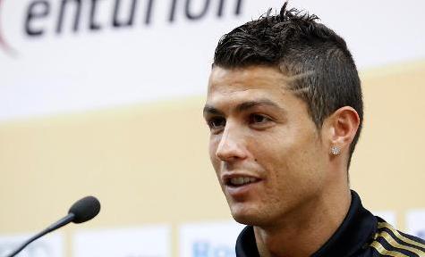 Ronaldo on Hairstyle Real Madrid 2011 12 Cristiano Ronaldo Haircut And Hairstyle