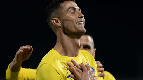 Cristiano Ronaldo and his new celebration gesture
