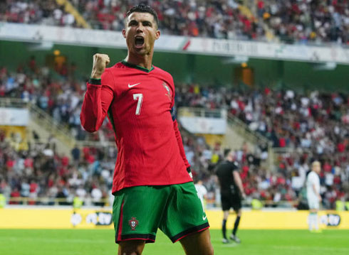 Cristiano Ronaldo leading Portugal to victory against Ireland