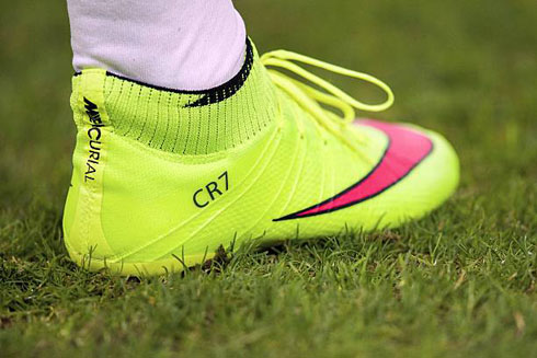 Cristiano Ronaldo and the CR7 Mercurial Nike boots green model