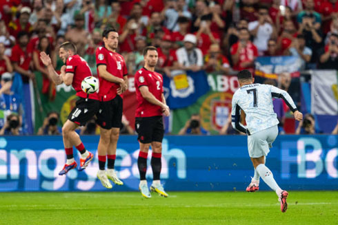 Cristiano Ronaldo takes a free-kick in Portugal vs Georgia in the EURO 2024