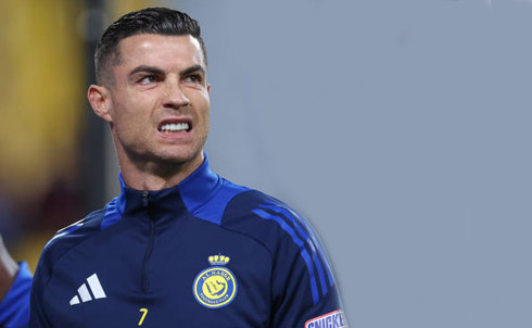 Cristiano Ronaldo trainin jersey in Al Nassr in 2024