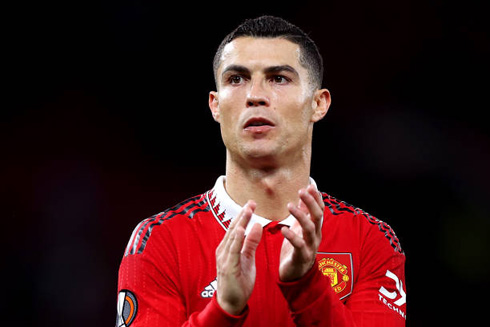 Cristiano Ronaldo planning on buying Manchester United