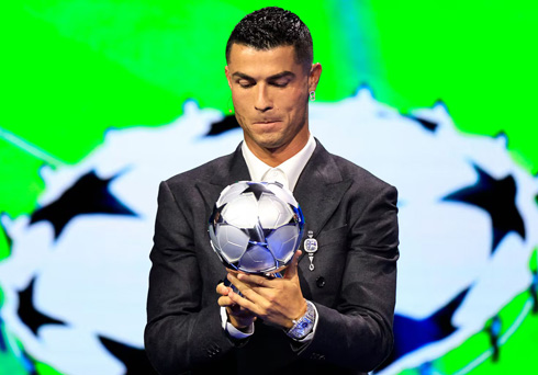 Cristiano Ronaldo wins trophy in the Champions League