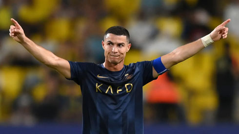 Cristiano Ronaldo Al Nassr blue shirt