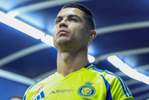 Cristiano Ronaldo profile photo in the tunnel entrance