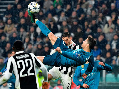 Cristiano Ronaldo overhead kick Real Madrid vs Juventus